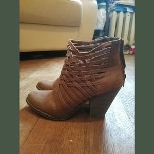 Fergalicious Bandana Bootie